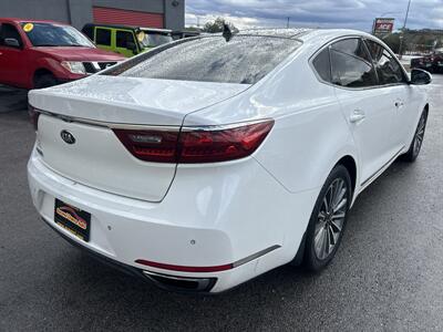 2017 Kia Cadenza Premium   - Photo 7 - St. George, UT 84770