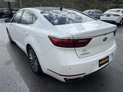 2017 Kia Cadenza Premium   - Photo 5 - St. George, UT 84770