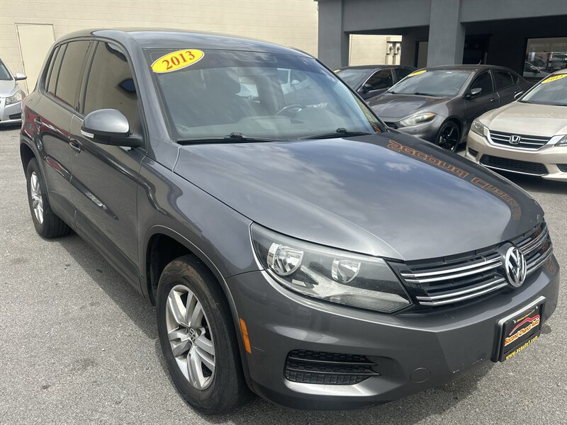 2013 Volkswagen Tiguan S   - Photo 1 - St. George, UT 84770