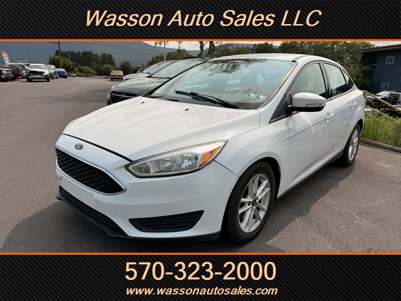 2016 Ford Focus SE  