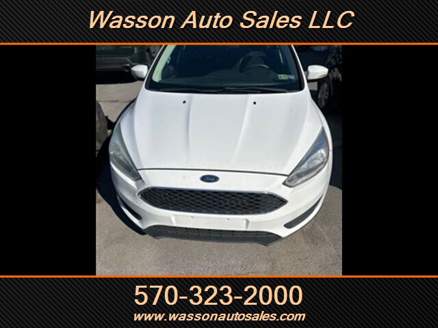 2016 Ford Focus SE  