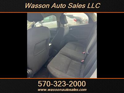 2016 Ford Focus SE   - Photo 80 - Jersey Shore, PA 17740