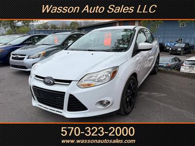 2012 Ford Focus SE   - Photo 1 - Jersey Shore, PA 17740