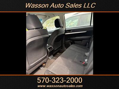 2013 Subaru Outback 2.5i   - Photo 8 - Jersey Shore, PA 17740
