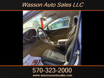 2020 Subaru Legacy Premium - Photo 12 - Jersey Shore, PA 17740