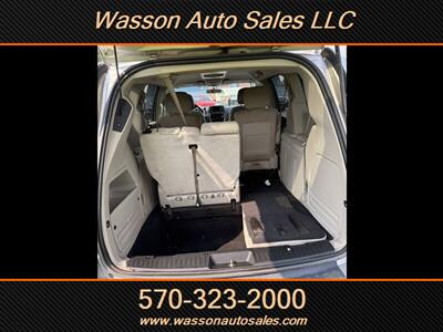 2012 Dodge Grand Caravan Crew   - Photo 14 - Jersey Shore, PA 17740