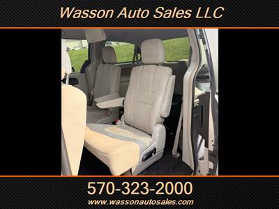 2012 Dodge Grand Caravan Crew   - Photo 11 - Jersey Shore, PA 17740