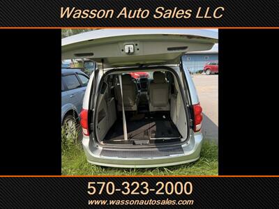 2012 Dodge Grand Caravan Crew   - Photo 15 - Jersey Shore, PA 17740
