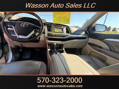 2018 Toyota Highlander LE   - Photo 4 - Jersey Shore, PA 17740