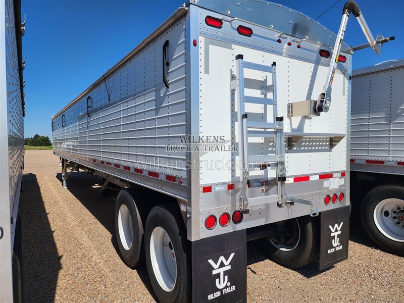 2027 Wilson Hopper 41x67x96 ag - Photo 3 - Goodland, KS 67735