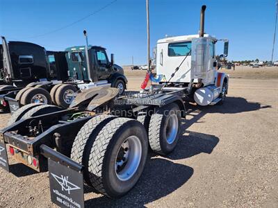 2009 IHC 9900   - Photo 3 - Goodland, KS 67735