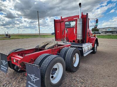 2007 Kenworth T800 DAY CAB   - Photo 3 - Goodland, KS 67735