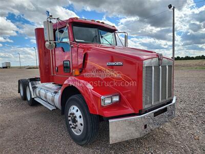 2007 Kenworth T800 DAY CAB   - Photo 2 - Goodland, KS 67735