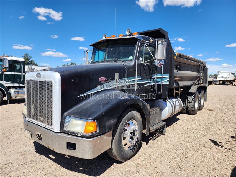 1999 Peterbilt 377 Dump Truck   - Photo 1 - Goodland, KS 67735