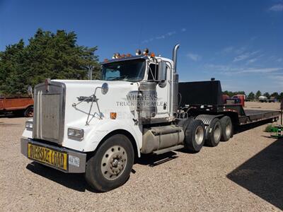 2006 Kenworth W900L   - Photo 3 - Goodland, KS 67735