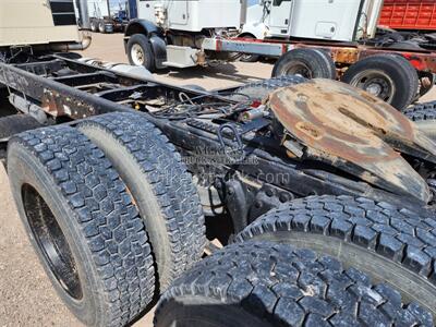 1982 Kenworth W900   - Photo 5 - Goodland, KS 67735