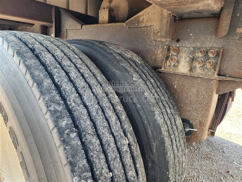 2016 Wilson Hopper 43x66x96 - Photo 11 - Goodland, KS 67735