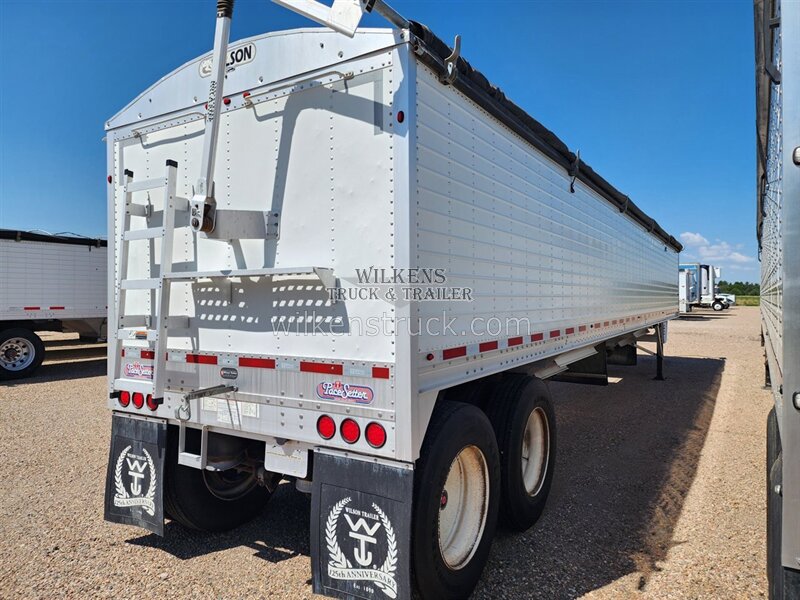 2016 Wilson Hopper 43x66x96 - Photo 3 - Goodland, KS 67735