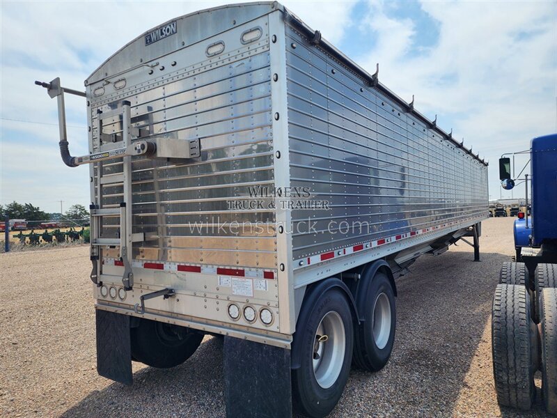 2023 Wilson Hopper 45x78x96 - Photo 3 - Goodland, KS 67735