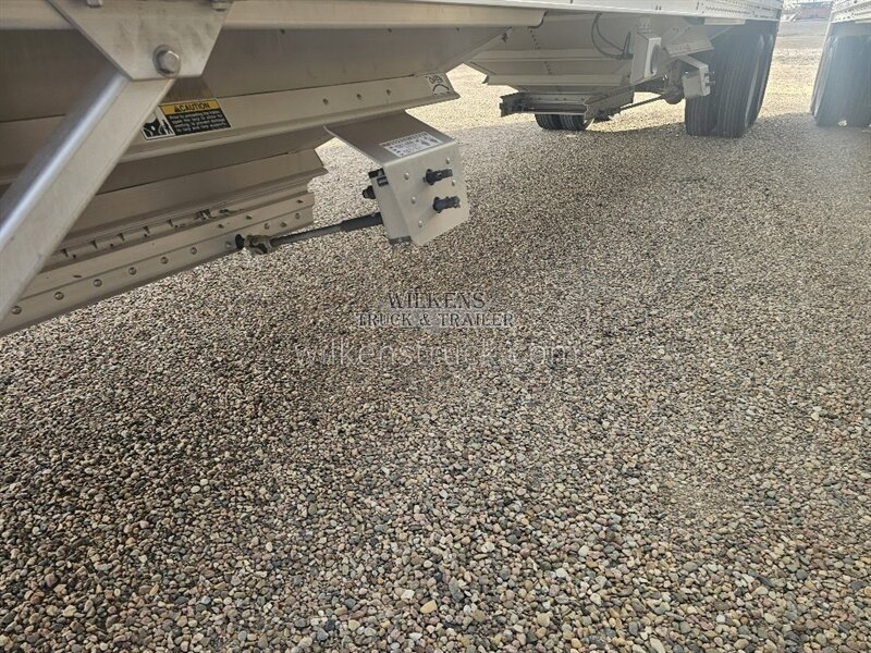 2026 Wilson Hopper 43x73 ag hopper - Photo 5 - Goodland, KS 67735