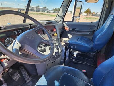 2006 Freightliner Century Wet kit   - Photo 8 - Goodland, KS 67735