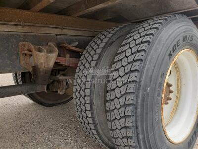 1998 IHC 4900 Box Truck   - Photo 12 - Goodland, KS 67735