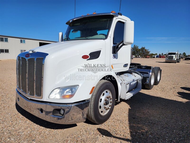 2018 Peterbilt 579 - Photo 1 - Goodland, KS 67735