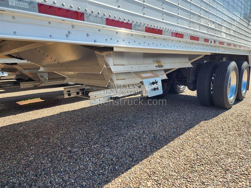 2027 Wilson Hopper 43x67 ag hopper - Photo 7 - Goodland, KS 67735