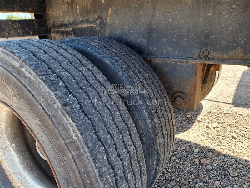 1998 Wabash flat bed 48x102 - Photo 5 - Goodland, KS 67735