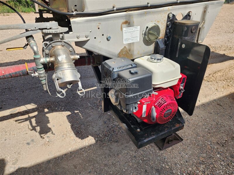 2019 Polar Tanker S/S 304 - Photo 3 - Goodland, KS 67735