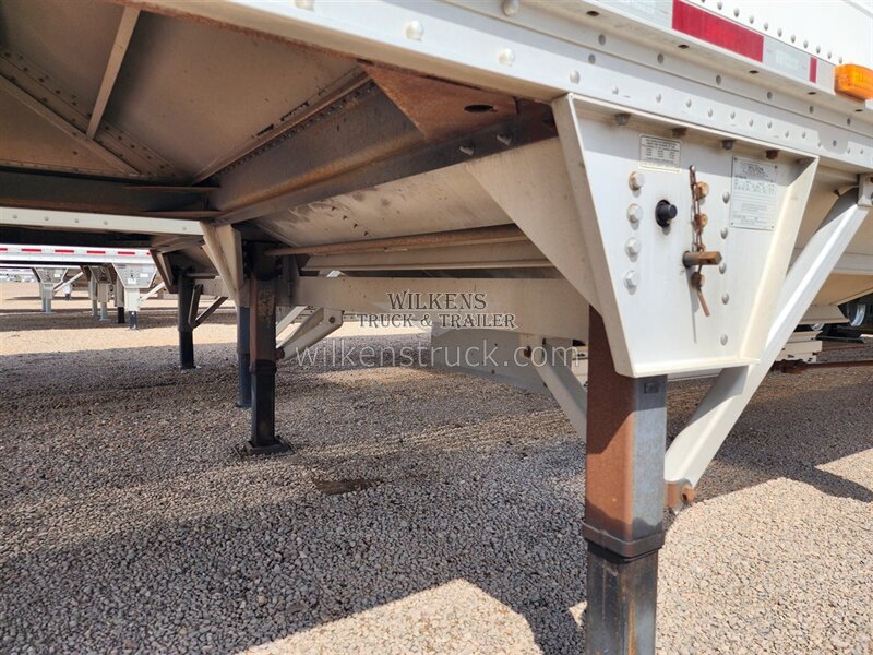 2014 Wilson Hopper 72x102 ag - Photo 3 - Goodland, KS 67735