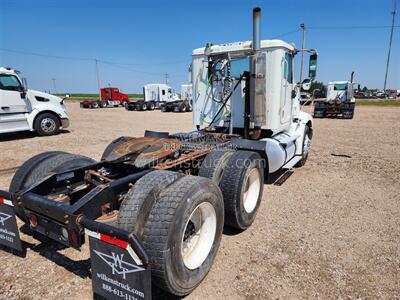 2006 IHC 9400I   - Photo 3 - Goodland, KS 67735