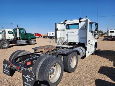 2017 Volvo WIA   - Photo 4 - Goodland, KS 67735