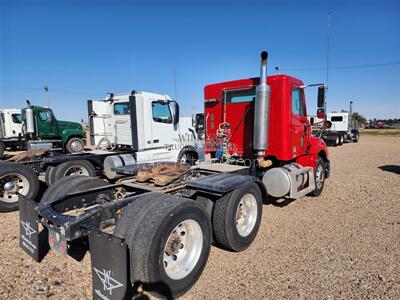 2005 Freightliner Columbia   - Photo 4 - Goodland, KS 67735