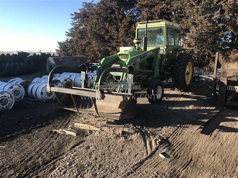 John Deere 4020 Loader w/grapple - Photo 1 - Goodland, KS 67735