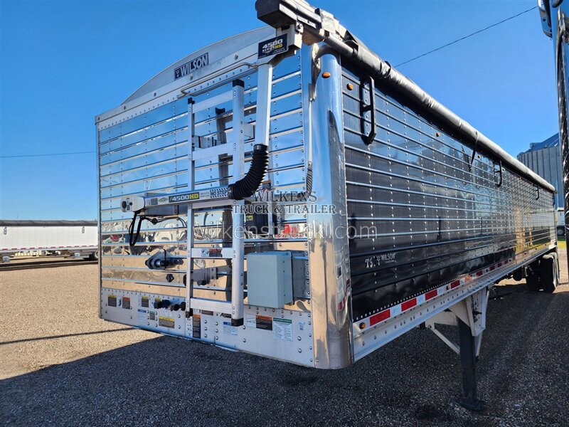 2022 Wilson Hopper 43x72x102 - Photo 1 - Goodland, KS 67735
