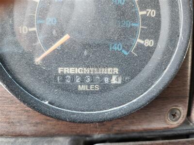 1979 Freightliner FLC   - Photo 13 - Goodland, KS 67735