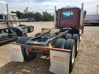 1979 Freightliner FLC   - Photo 3 - Goodland, KS 67735