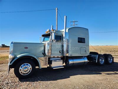 2011 Peterbilt 389 Truck   - Photo 2 - Goodland, KS 67735