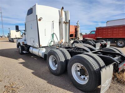 2006 Kenworth T600   - Photo 12 - Goodland, KS 67735