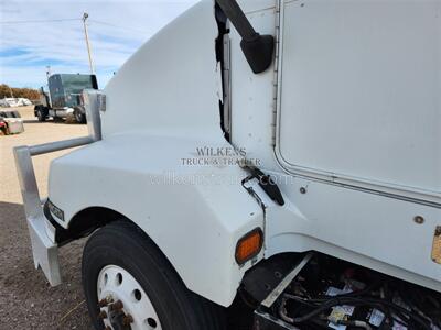 2006 Kenworth T600   - Photo 15 - Goodland, KS 67735