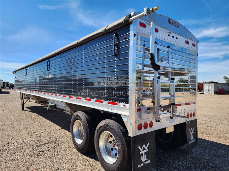 2026 Wilson Hopper 43x67 ag hopper - Photo 3 - Goodland, KS 67735