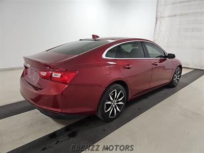 2017 Chevrolet Malibu LT   - Photo 3 - Jupiter, FL 33469