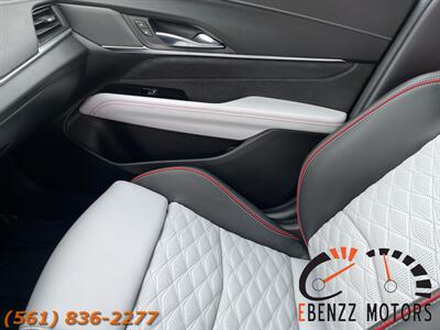 2023 Cadillac CT4-V Blackwing   - Photo 11 - Jupiter, FL 33469
