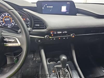 2019 Mazda Mazda3 Sedan Premium   - Photo 11 - Jupiter, FL 33469