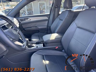 2023 Volkswagen Atlas Cross Sport V6 SE   - Photo 8 - Jupiter, FL 33469