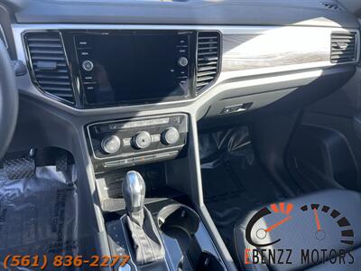 2023 Volkswagen Atlas Cross Sport V6 SE   - Photo 9 - Jupiter, FL 33469