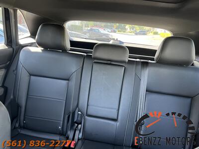 2023 Volkswagen Atlas Cross Sport V6 SE   - Photo 13 - Jupiter, FL 33469