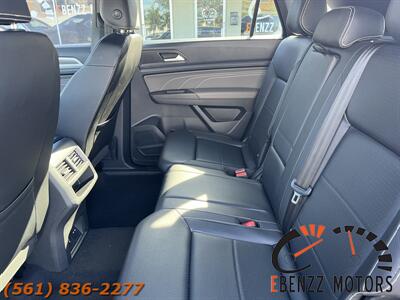2023 Volkswagen Atlas Cross Sport V6 SE   - Photo 17 - Jupiter, FL 33469