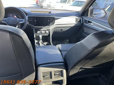 2023 Volkswagen Atlas Cross Sport V6 SE   - Photo 18 - Jupiter, FL 33469